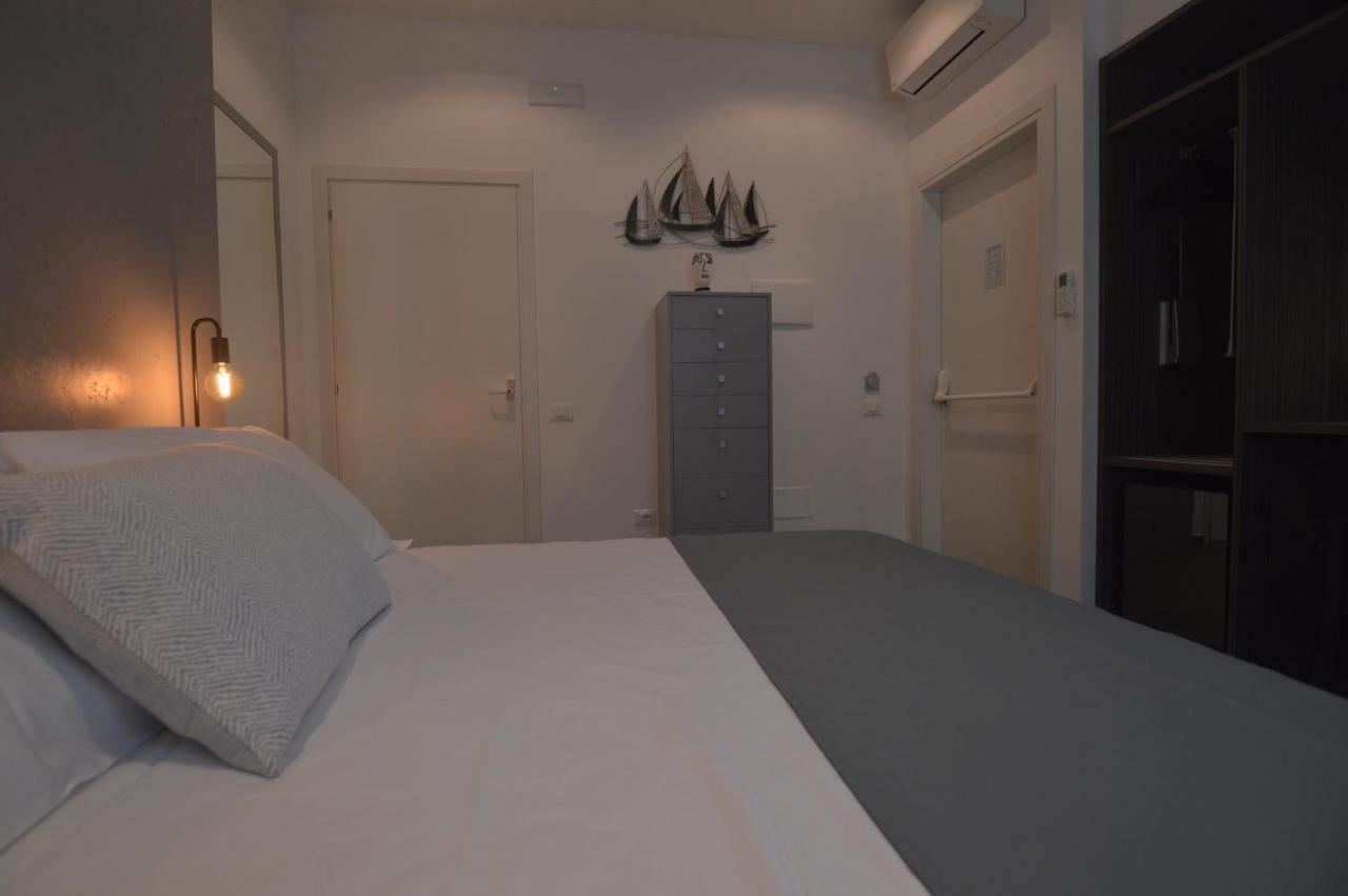 Bed & Breakfast Tota *